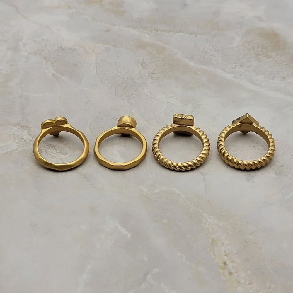 Fashion Rings Lot Of 4 Brushed Gold Solid Heart & Multicolor Rhinestones Size 7